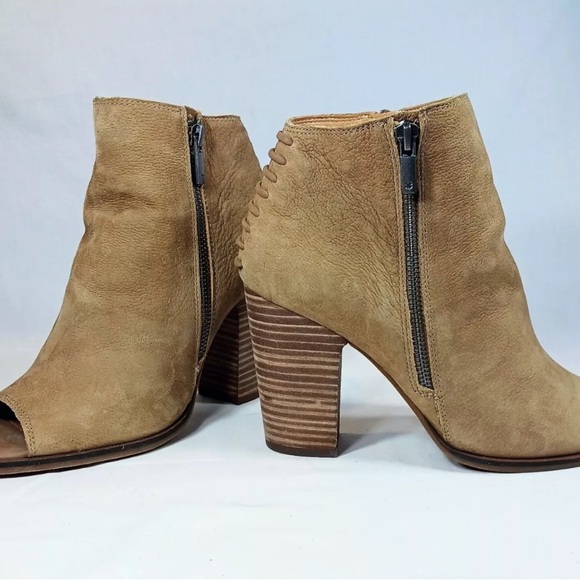 Lucky Brand Tan Ankle Booties with Peep-Toe - Picture 13 of 13